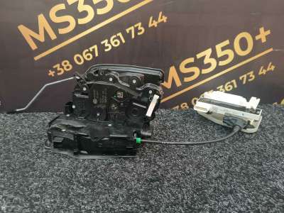 Б/в Замок двери передней правой BMW X5 G05