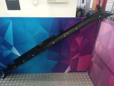 Б/в Наружна накладка на порог левая BMW XM G09