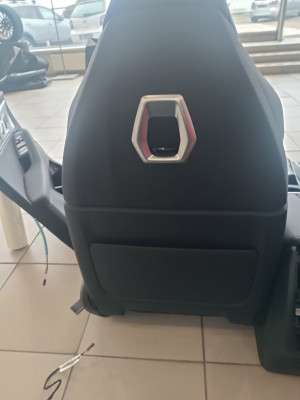 Б/в Салон (сидения) комплект BMW XM G09