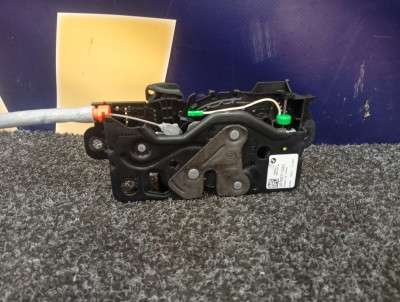 Б/в Замок крышки (двери) багажника BMW X5 G05