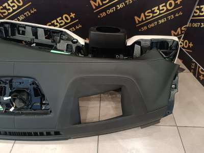 Б/у Торпедо (панель передня) BMW X7 G07