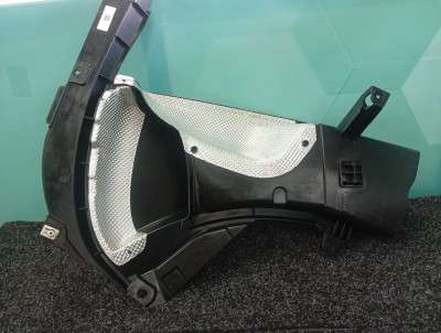 Б/у Повітроповід правий BMW XM G09
