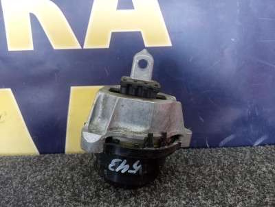 Б/у Подушка двигуна BMW X5 G05