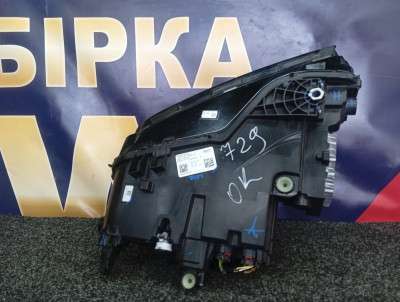 Б/у Фара передня ліва BMW X7 G07