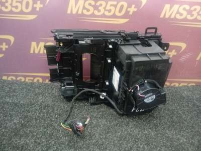 Б/в Подстаканник BMW X7 G07
