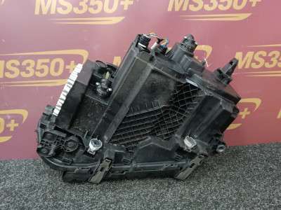 Б/у Фара передня права BMW XM G09