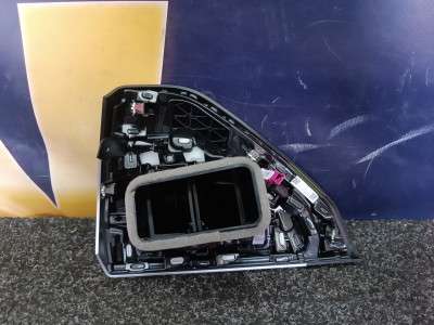 Б/у Дефлектор обдування салону правий BMW XM G09 - 2