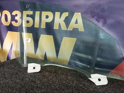 Б/у Скло бокових дверей передніх лівих BMW X7 G07