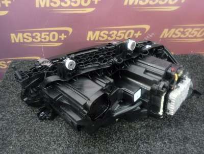Б/у Фара передня ліва BMW X5 G05