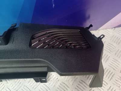 Б/в Накладка декоративная BMW X5 G05
