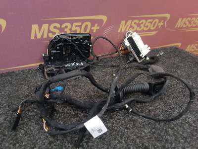 Б/в Замок двери передней правой BMW X7 G07