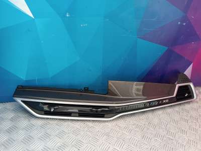 Б/у Дефлектор обдування салону центральний BMW X5 G05