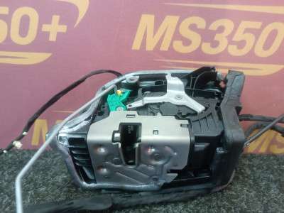 Б/у Замок дверей задньої лівої BMW X5M F95