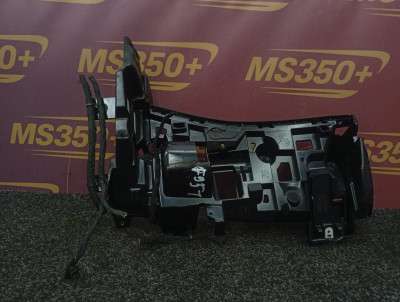 Б/у Кронштейн (кріплення) заднього бампера правий BMW X5M F95