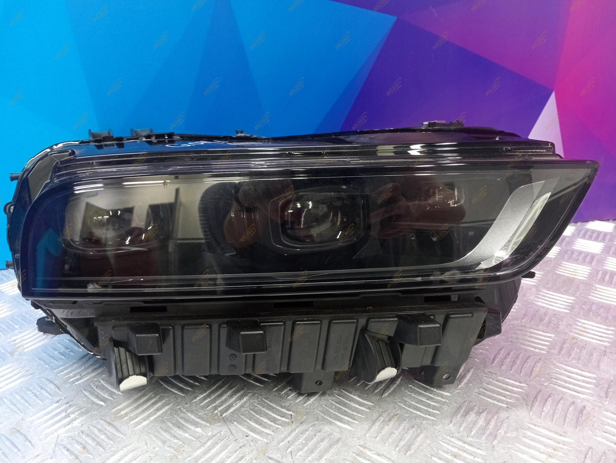 Б/в Фара передняя правая BMW X7 G07 - 1